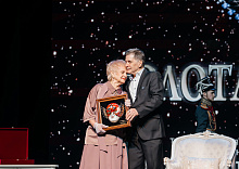 Народная артистка РФ, актриса театра Бестужева Нина Туманова получила «Золотую Маску»