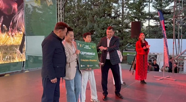 В Бурятии семиклассник выиграл скакуна