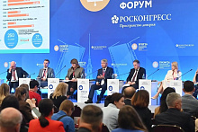  «От молекулы до пациента»: глава Бурятии обсудил доступность лекарств для населения на ПМЭФ