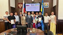 Депутаты Народного Хурала поздравили чемпионку Европы Должон Цынгуеву с исторической победой