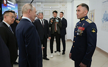 Герой России попросил Владимира Путина помочь военным городкам