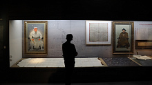 Россиян в музее Чингисхана в Улан-Баторе привлекают нефритовое зеркало и седло из лошадиных зубов