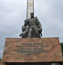 «Единая Россия» провела блог-тур по памятникам героям Великой Отечественной войны в Улан-Удэ