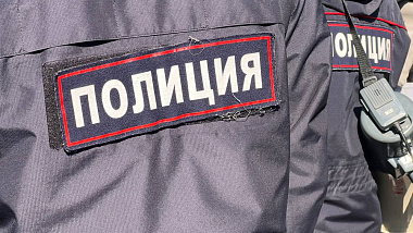 В Бурятии мужчина избил девушку из полиции за то, что она помешала ему бить сына 