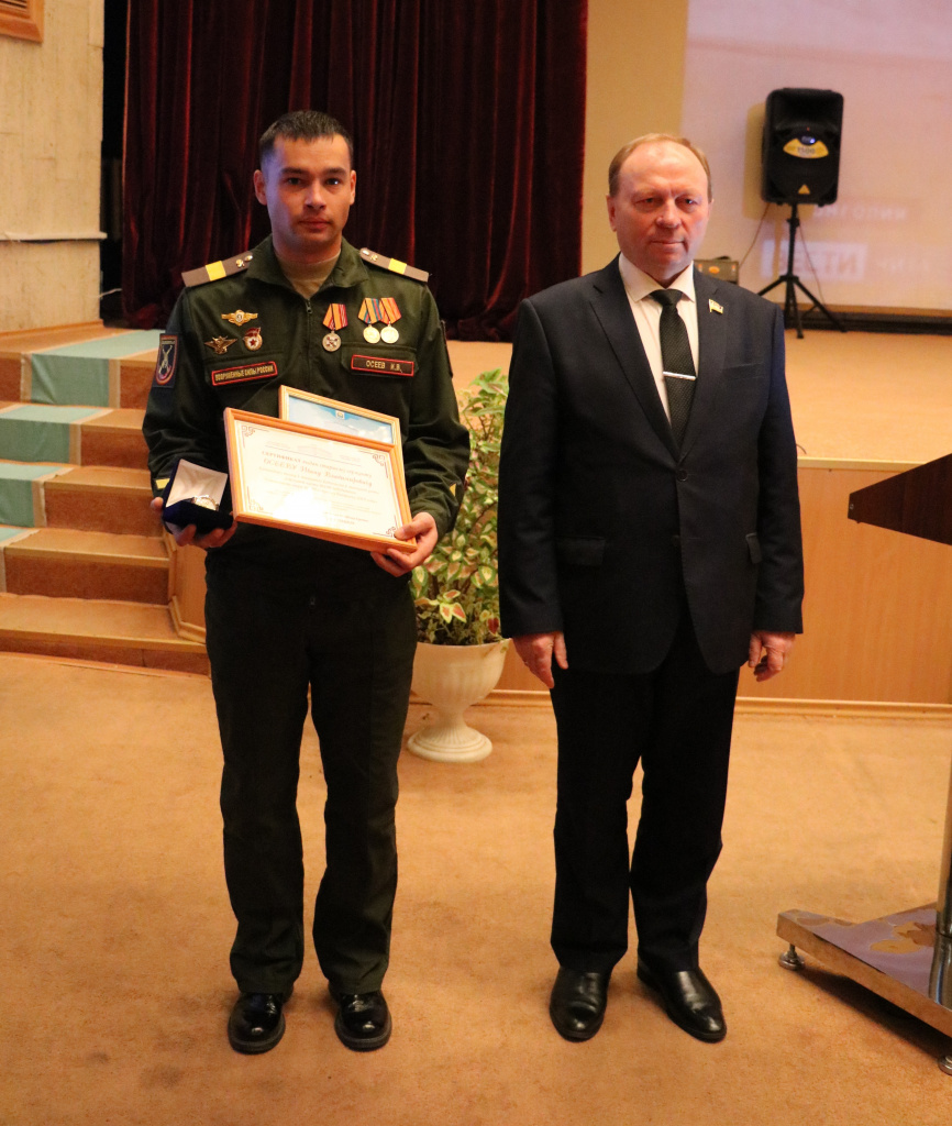 IMG_2895.jpg IMG_2895.jpg